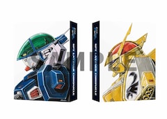 「蒼き流星SPT レイズナー CHRONICLE」三方背BOXの表面と裏面